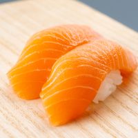 「寿司2貫」を英語で言うと？