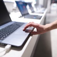 「最新モデル」って英語でどう言うの？