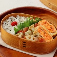シャキシャキ＆ほっくり！「れんこんとベーコンの塩炒め」「塩鮭入り卵焼き」2品弁当