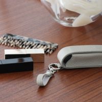 買って正解！化粧直しも、身だしなみチェックも一瞬「本革リップケース」スタッフレポ♪