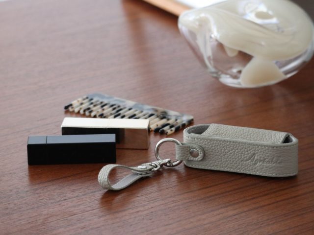 本革リップケース