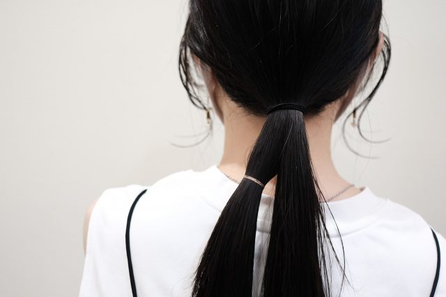 ロングヘアさん「ひとつ結びアレンジ」