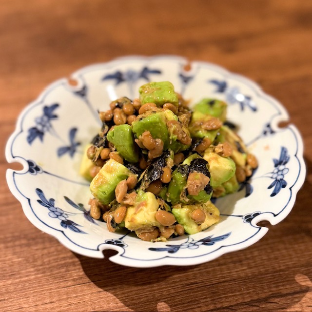 アボカドの納豆和え
