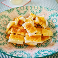 手作りすると驚くほどおいしい「おかき」【お餅リメイクレシピ2つ】