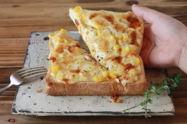 コーンマヨチーズトースト