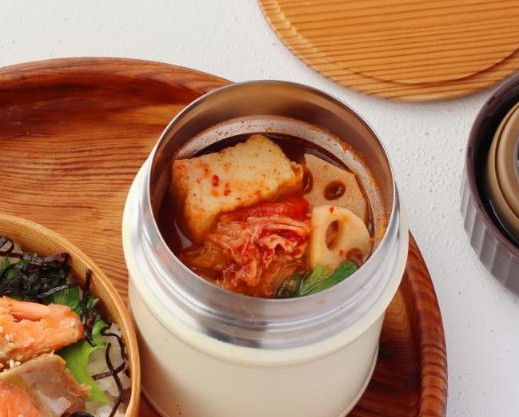 厚揚げとれんこんのキムチ味噌スープ