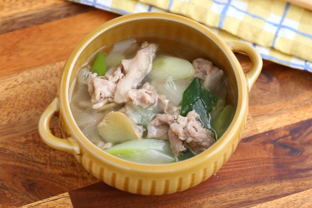 ねぎと豚肉のしょうがスープ