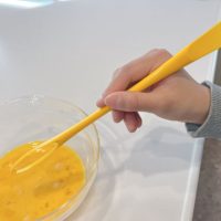 菜箸よりラク♪卵料理がはかどる「たまごのなめらかスティック」が便利