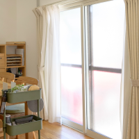 掃除機は毎日かけなくてOK！ラクしてキレイを保つ「朝掃除のコツ」