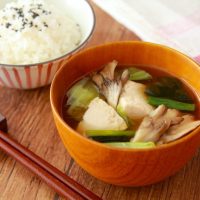 レンチンだけで完成◎「豆腐×野菜」朝ごはんレシピ3選