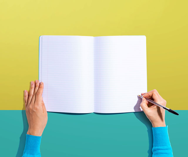 ノートを書く人