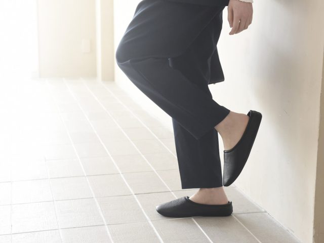 インヒール入り 軽くて履きやすい 携帯スリッパ