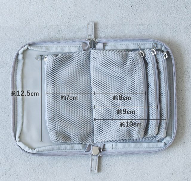 ボンモマンの手帳型ミニポーチ