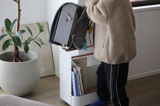 Ordre 立てて収納できる フィットネス収納