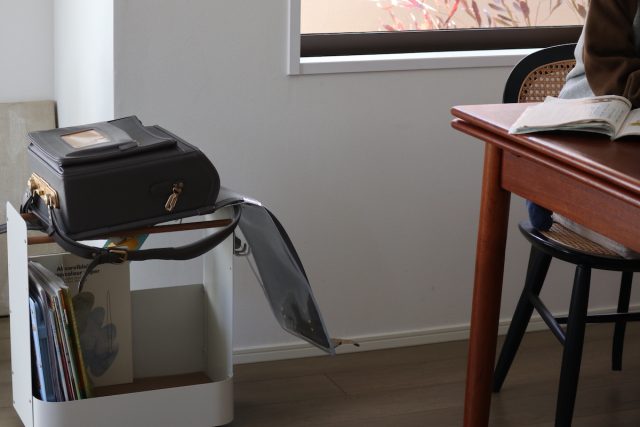 Ordre 立てて収納できる フィットネス収納