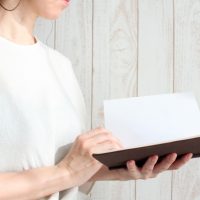 言葉遣いから、食べ方まで。大人のための「マナー」本おすすめ5選