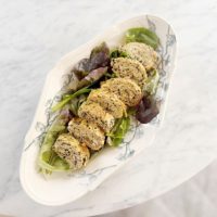 「白髪増えたかも？」黒ごまをひとさじ！ちょい足しで簡単「薬膳たまご焼き」