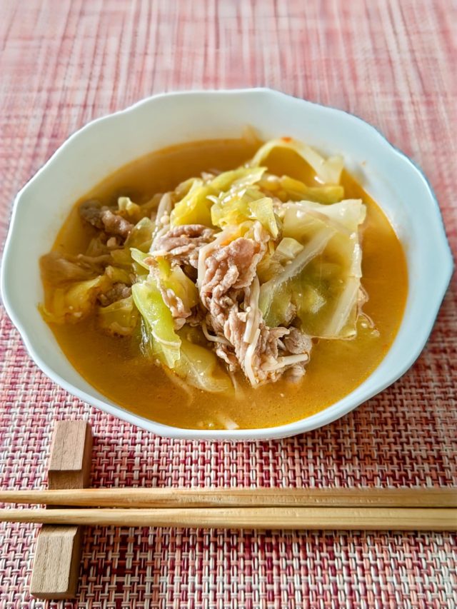 キャベツとえのきのスープ