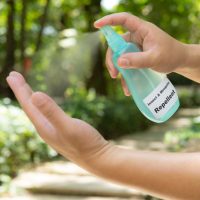 「虫よけスプレー」を2単語の英語で言うと？