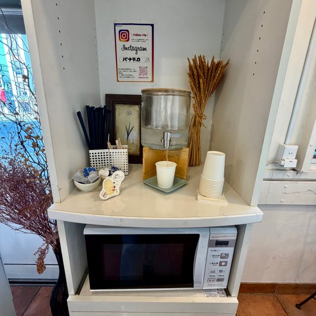 パナデロ 小路店 イートインスペース