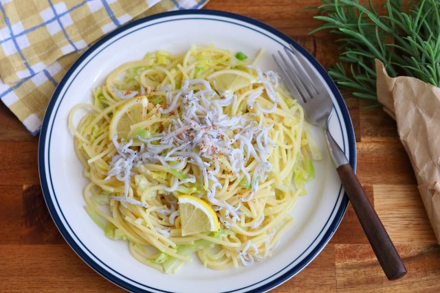 春キャベツとしらすのレモンバターパスタ