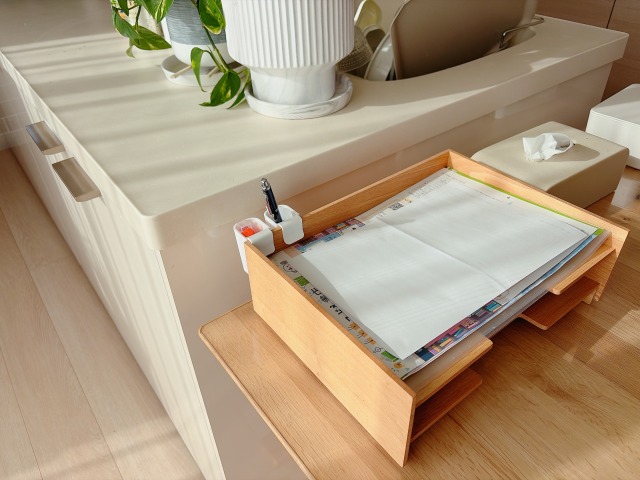 書類の一時置きボックス