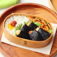 はさんで焼くだけ！「ささみ海苔」「にんじんとキャベツの塩昆布バター」2品弁当