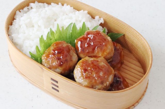 2品弁当の詰め方プロセス