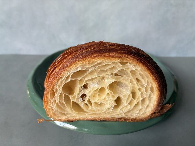 クロワッサン断面