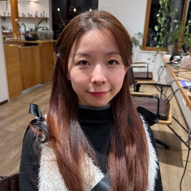 正面からみたヘアスタイル