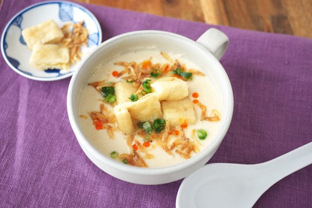 シェントウジャン（鹹豆漿）