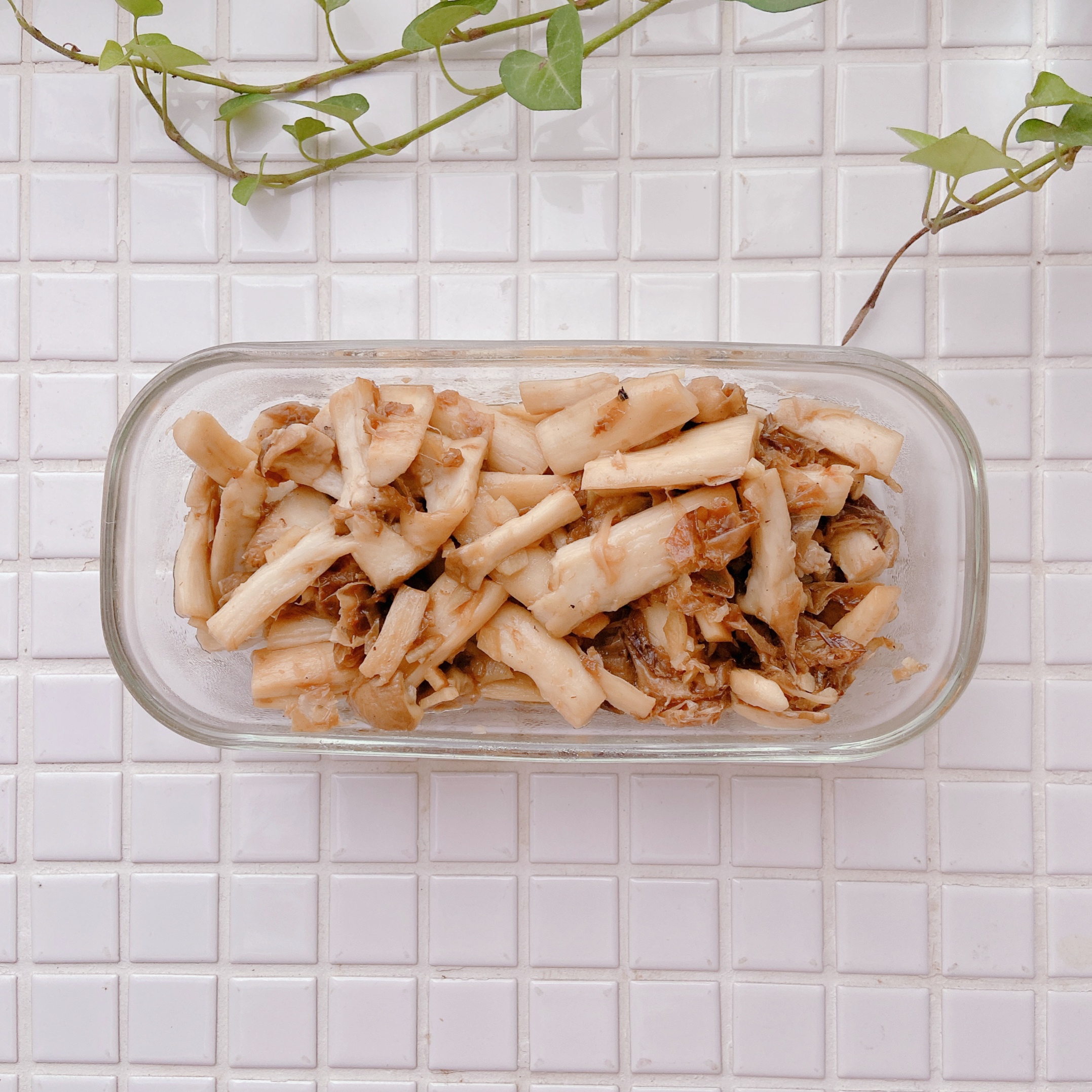 エリンギのにんにくおかか炒め