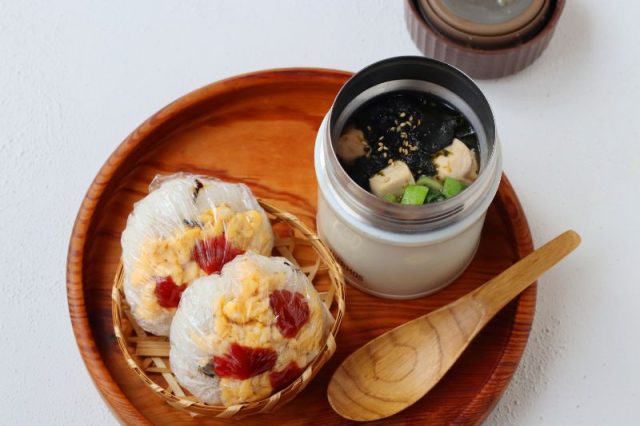 梅たまおにぎり