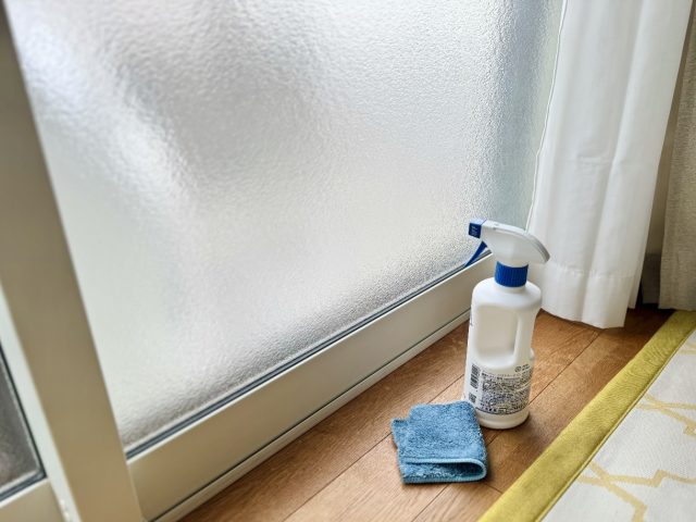 窓の拭き掃除