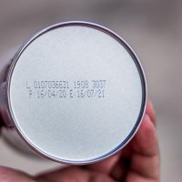 英語「best-before date」の意味って？