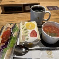 【小田原】たっぷりフルーツサンド&コーヒー@三本珈琲店【vol.615】