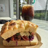 【二子玉川】多摩川沿いの広い空を眺めながらボリューミーなフォカッチャ@GOODIES Riverside Stand【vol.620】