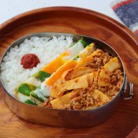 フライパン1つで時短！旬の味覚「マーボーたけのこ」「絹さや卵」2品弁当