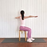 【1分朝活】美くびれと小顔をつくる！スキマ時間にちょうどいい「肩甲骨はがし」