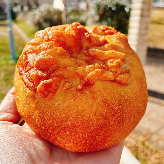 チーズカレーパン