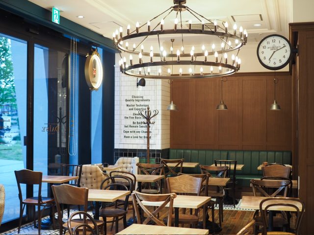 デイジイ西新宿店 店内