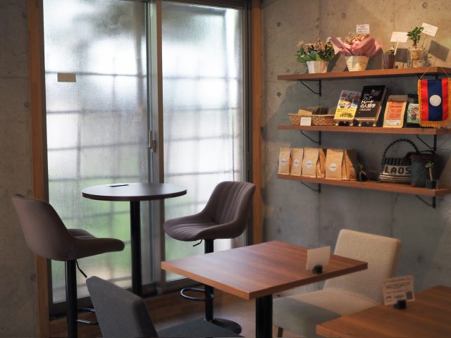 LAOSIA COFFEE 店内