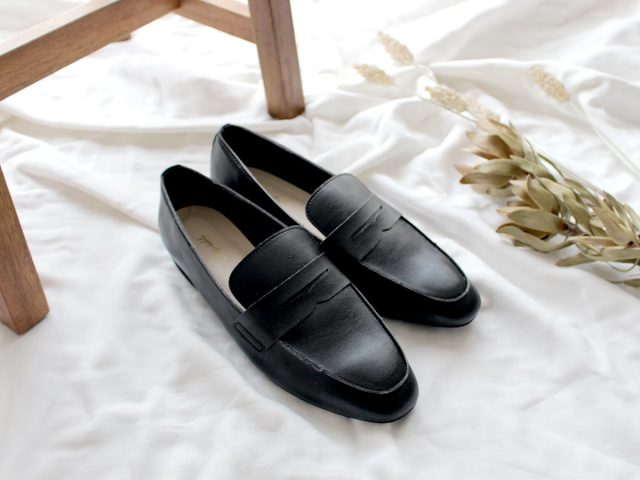 Agreable（アグレアーブル）の軽やかローファー