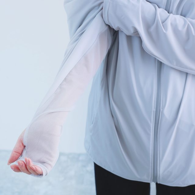 ひんやり 接触冷感 UVカットパーカー メッシュ部分