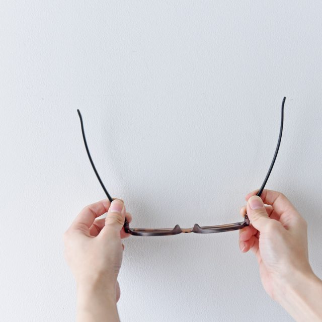 LE FOON フィットして軽いかけ心地のサングラス