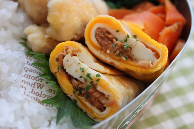 ツナカレーの両面目玉焼き