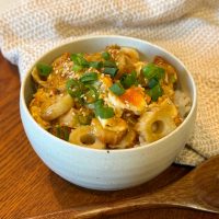 包丁要らず！材料2つだけ。節約「とろ玉ちくわ丼」