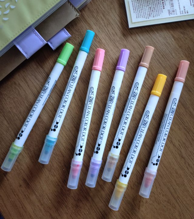ZIG CLEAN COLOR DOT