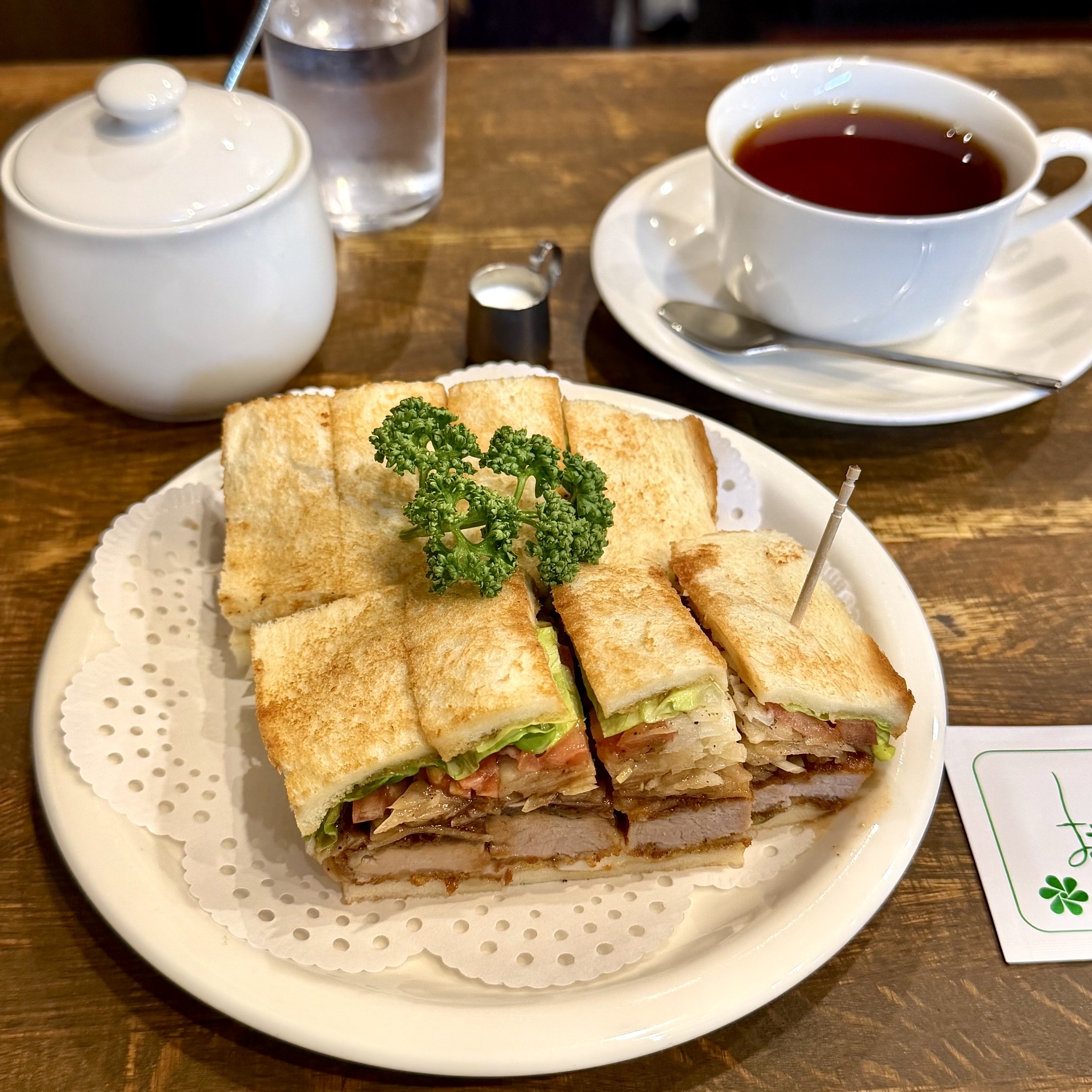 大阪・千里中央】名物カツサンドが愛され続ける老舗喫茶@ニュー