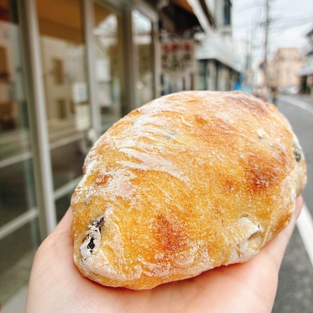 オリーブチャバタ